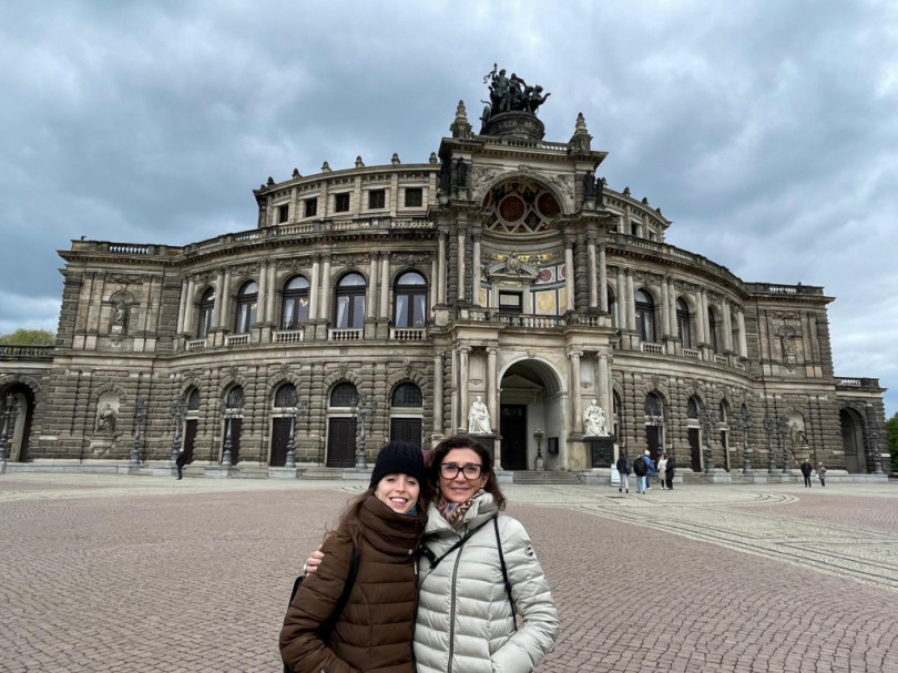 Una cartolina... monferrina. A Dresda Sabina Malgora e Chiara Scarrone